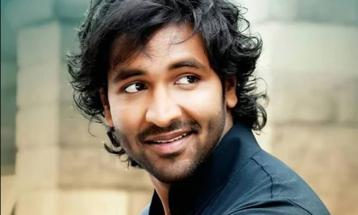  Manchu Vishnu Satires On Nagababu Details Here Goes Viral In Social Mediamanchu-TeluguStop.com