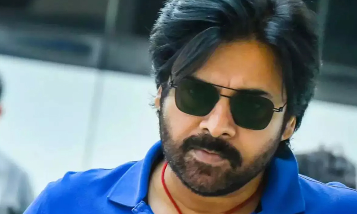  Pawan Kalyan Chance To Flop Directors,Pawan Kalyan,Director Bobby,Gudumba Shanka-TeluguStop.com