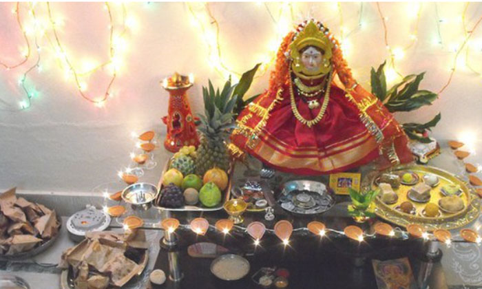  If You Worship Goddess Lakshmi Like This On The First Friday Of The Month Of Shr-TeluguStop.com