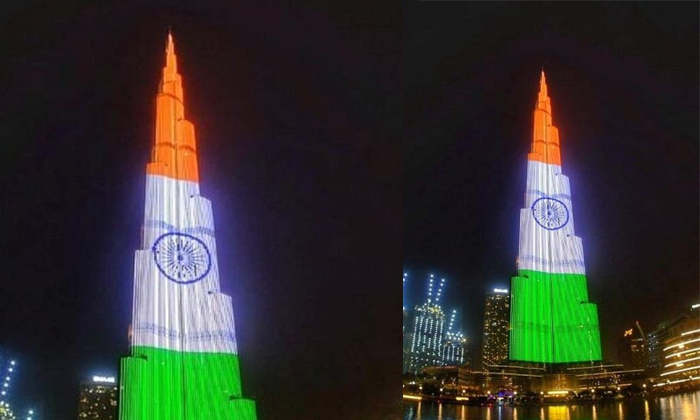  Indian Flag Displayed At Burj Khalifa On Independence Day Details, Indian Flag ,-TeluguStop.com