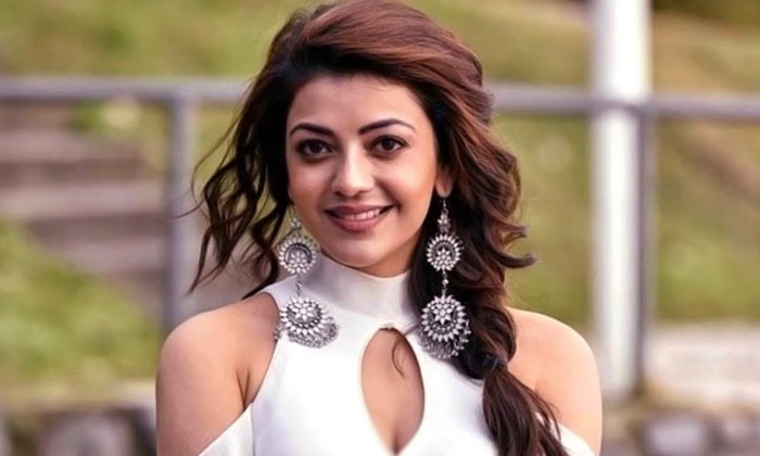 Telugu Chandamama, Gautham Kichlu, Indian, Kajal Agarwal, Nagarjuna, Sonali Chau