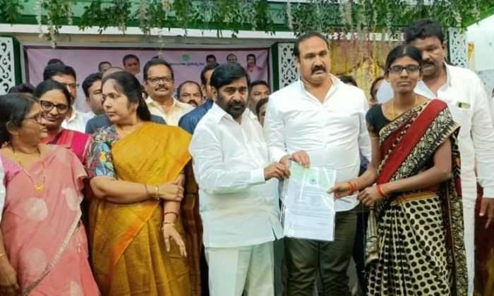 Bc Bandhu Brs Party Leaders... Bcs, Nalgonda District , Bc Bandhu , Brs Party Bc Bandhu Brs Party Leaders... Bcs, Nalgonda District , Bc Bandhu , Brs Party-TeluguStop.com