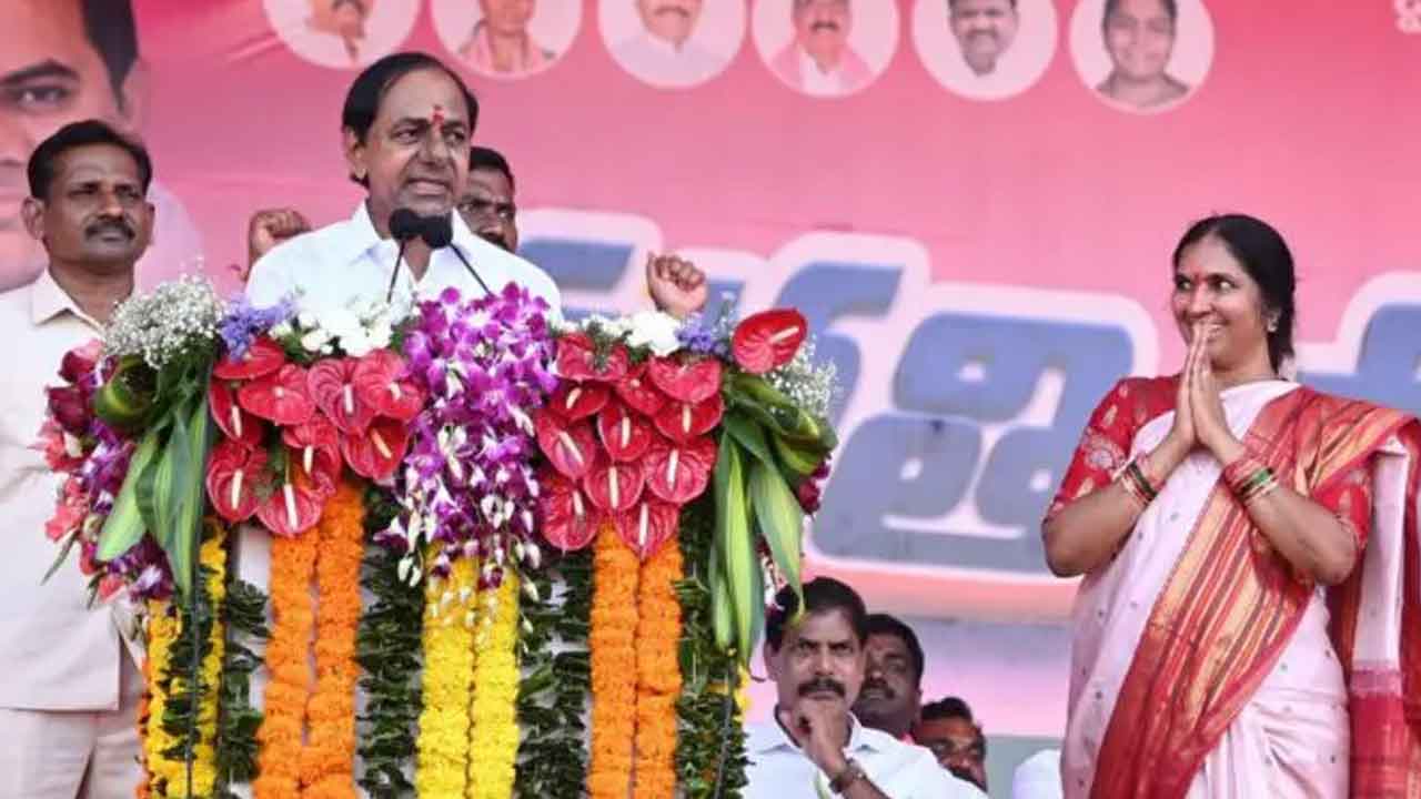  Telangana : Cm Kcr Cautions Voters Against Congress, Bjp-TeluguStop.com