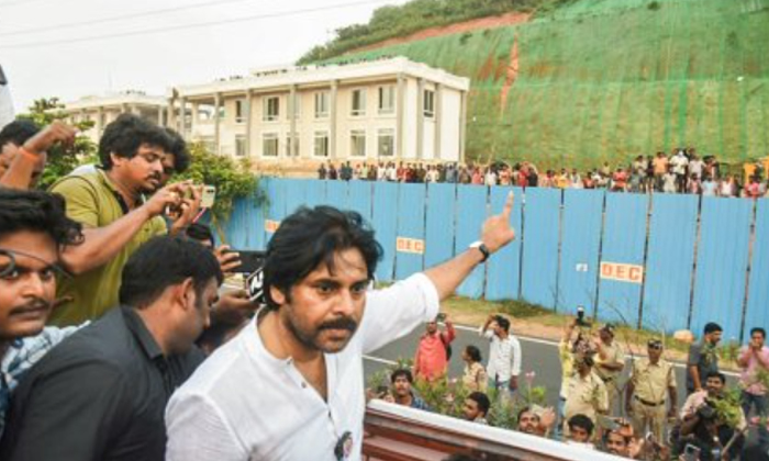 Telugu Ap Politcis, Janasena, Pawan Kalyan, Rushikonda, Uttarandhra, Visakha, Ys
