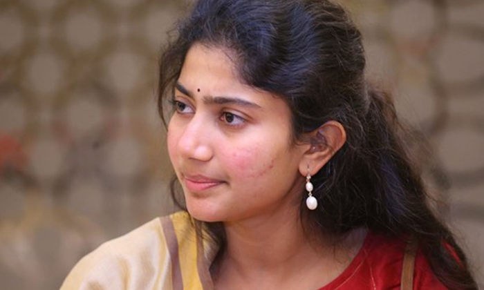  Heroine Sai Pallavi Beats Tamil Hero-TeluguStop.com