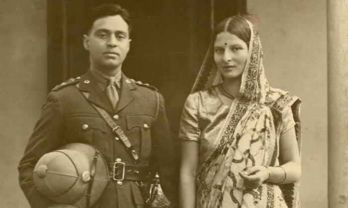  Savitribai Khanolkar Who Designed Param Vir Chakra Award To Indian Soldiers-TeluguStop.com