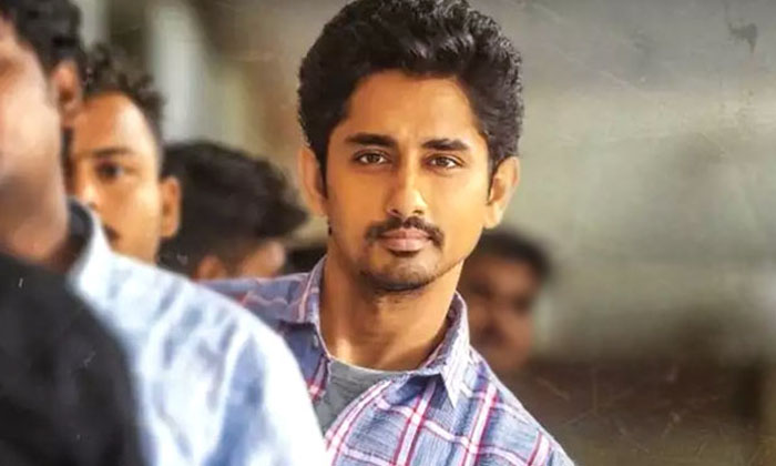  That Hero Is An Expert In Knocking Down Heroine , Siddharth , Bommarillu, Tollyw-TeluguStop.com