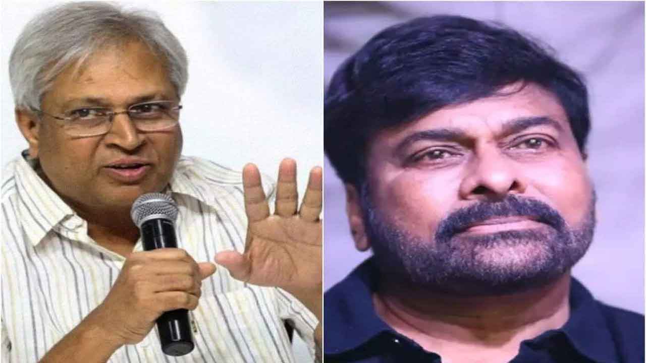 Undavalli Defends Megastar Chiranjeevi On Ap Special Status Undavalli Defends Megastar Chiranjeevi On Ap Special Status-TeluguStop.com