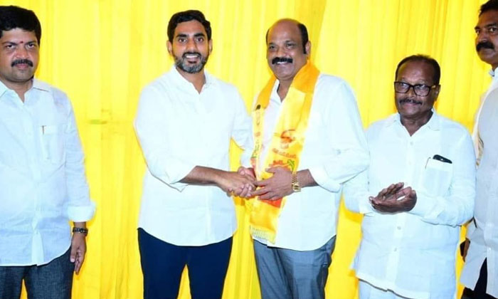  Yarlagadda Venkatarao Joined Tdp , Tdp , Yarlagadda Venkatarao-TeluguStop.com