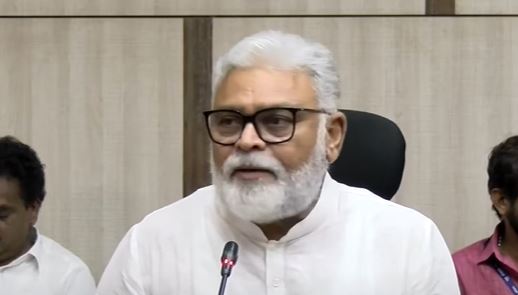  Chandrababu's Level Is Declining..: Minister Ambati-TeluguStop.com