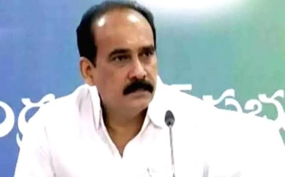  Ycp Should Support Magunta's Family: Ex-minister Balineni-TeluguStop.com