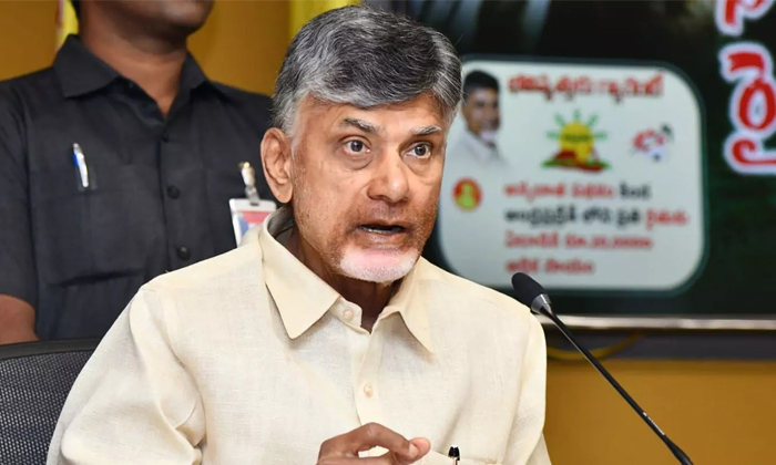  Chandrababu Naidu Criticizes Ycp Over Ap Sand Policy Details, Chandrababu Naidu-TeluguStop.com