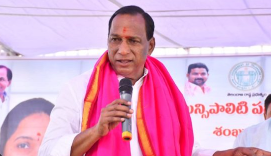  I Am The One Who Will Decide The Medchal Congress Candidate..?: Minister Mallare-TeluguStop.com