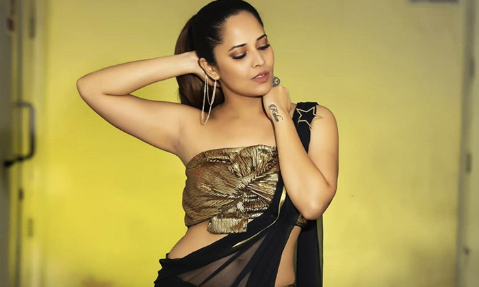  Anasuya Behaviour Before Joining Jabardasth-TeluguStop.com