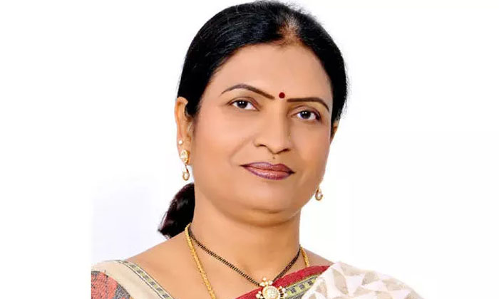  Bjp Warning Telangana Police After Coming To Power , Telangana Police, Dk Aruna-TeluguStop.com