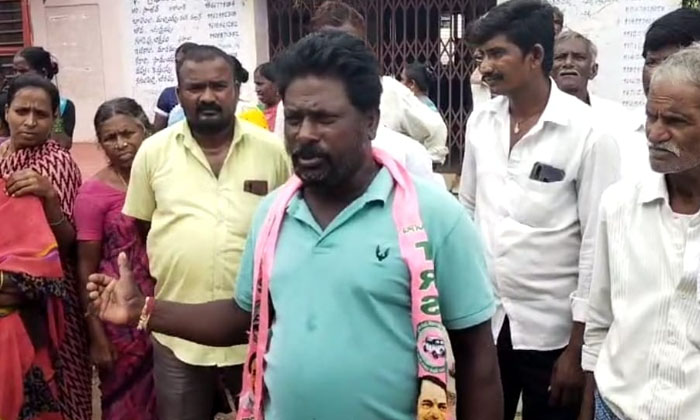  Will Brs Give Dalit Bandhu To Dalits Only , Brs Party , Gruhalakshmi Scheme ,-TeluguStop.com