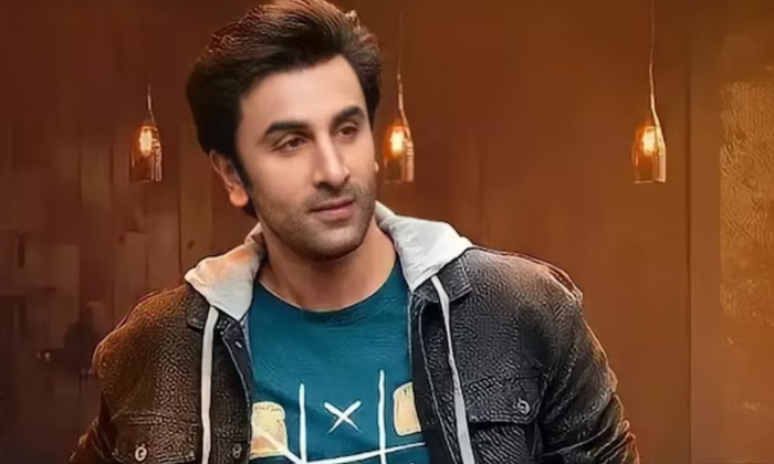  Bollywood Actor Ranbir Kapoor Properties Net Worth Value-TeluguStop.com