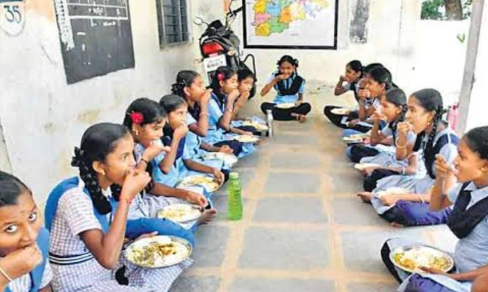  Cm Breakfast Scheme Started In Telangana , Telangana, Cm Breakfast Scheme, Cm Kc-TeluguStop.com