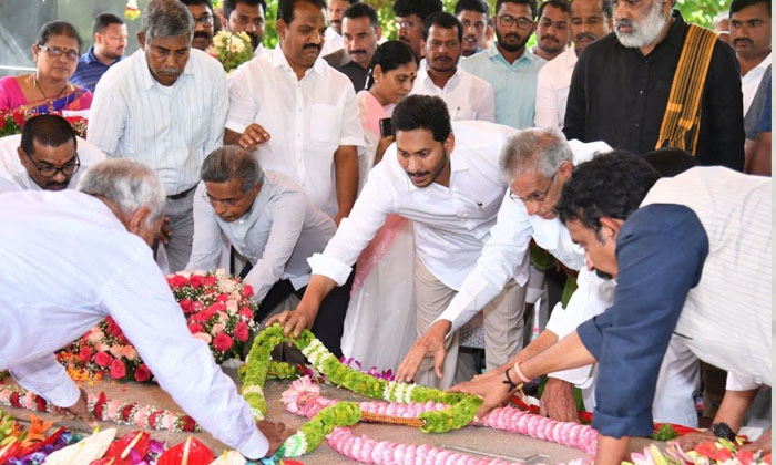  Cm Jagan To Go To Kadapa Tomorrow On The Occasion Of Ys Death Anniversary Cm Jag-TeluguStop.com