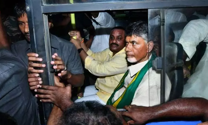  Ycp Wants To Show Babu's Corruption In The Assembly, One Nation One Election ,-TeluguStop.com