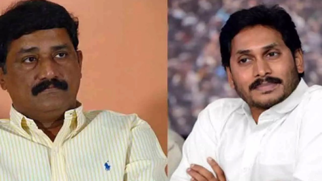  Jagan Govt Forced Lulu Company To Invest In Telangana : Tdp-TeluguStop.com