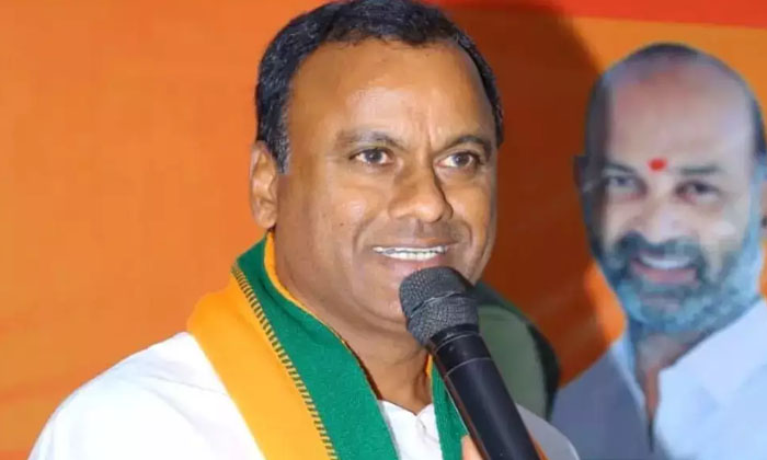 Telugu Cm Kcr, Congress, Congressmp, Komatiraj, Munugodu, Ts-Politics