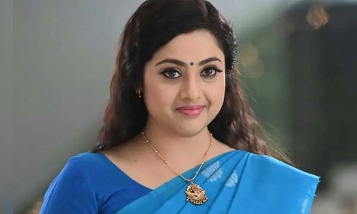  Meena Shocking Decision About Second Marriage Details Here Goes Viral In Social-TeluguStop.com