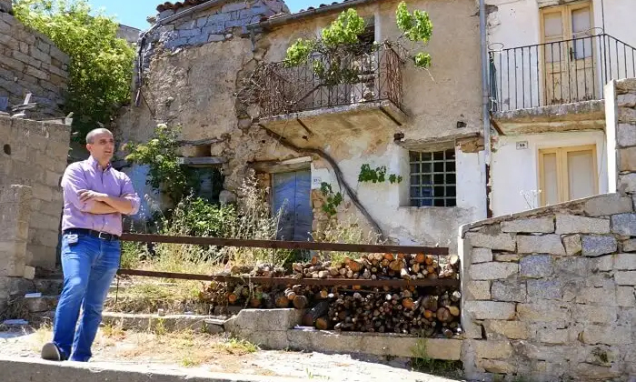 Most Beautiful Italian City Ollolai Is Letting Foreigners Live Free For Three Mo Most Beautiful Italian City Ollolai Is Letting Foreigners Live Free For Three Mo-TeluguStop.com