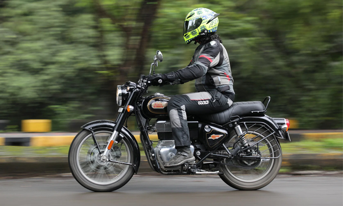  Now Rent A Royal Enfield Motorcycle Across 25 Cities In India Details, Royal Enf-TeluguStop.com