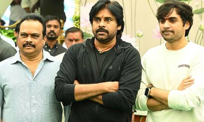  Og Makers Gave Solid Treat On Pawan Birthday, Director Sujeeth, Og Movie, Paw-TeluguStop.com