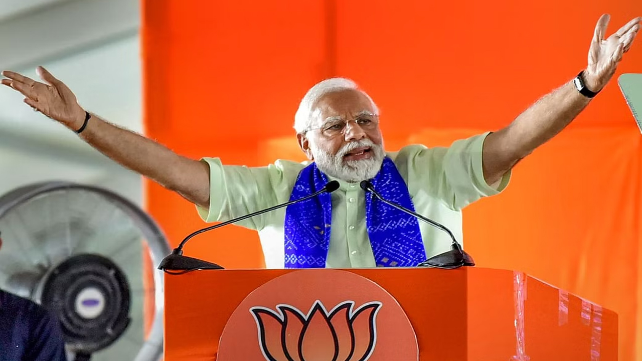  Telangana : Bjp To Mobilise 1.5 Lakh Crowd For Pm Modi Public Meeting-TeluguStop.com