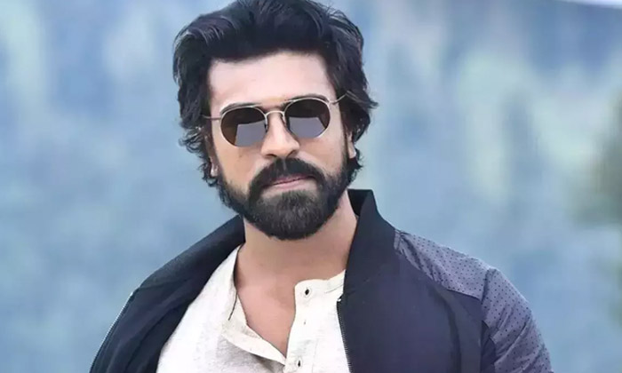  Ram Charan Was Scared Of Chiranjeevi-TeluguStop.com