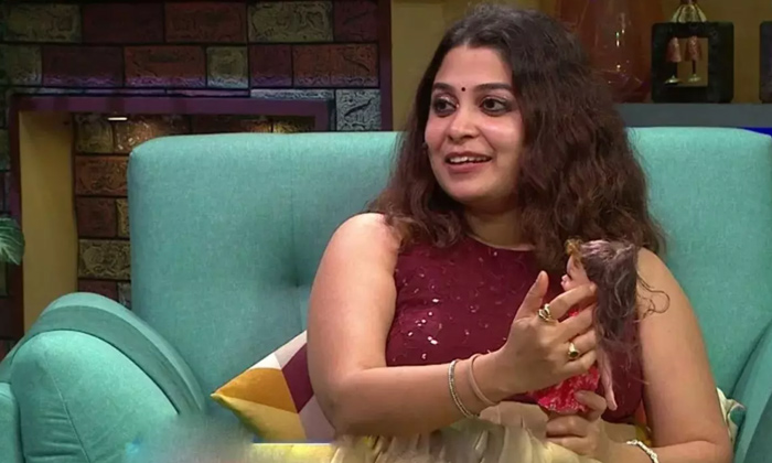  Reason Behind Singer Damini Elimination From Bigg Boss, Singer Damini Eliminatio-TeluguStop.com