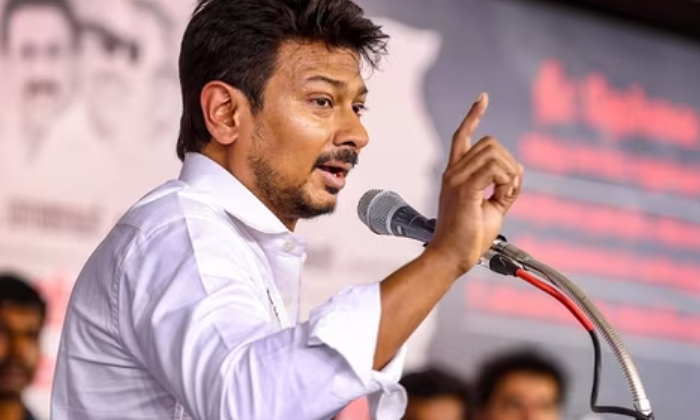  Udhayanidhi Stalin Comments On Sanatana Dharma,udhayanidhi Stalin ,tamilnadu Cm,-TeluguStop.com