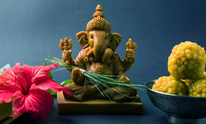  Do You Know What Happens If You Offer These Prasads To Ganesha , Vinayaka Chavit-TeluguStop.com