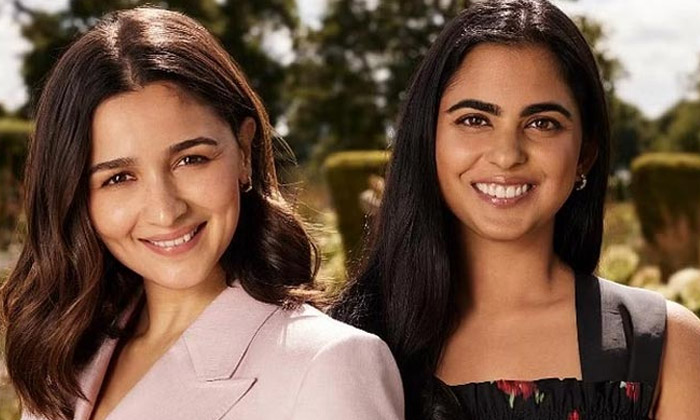  Alia Bhatt Announces Ed Mamma Reliance Retail Jv Isha Ambani-TeluguStop.com