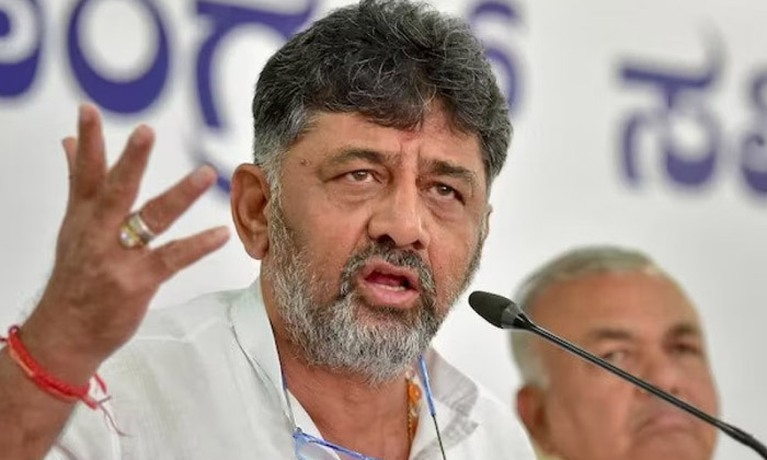 Telugu Brs, Congress, Dk Shivakumar, Revanth Reddy, Siddaramaiah-Politics