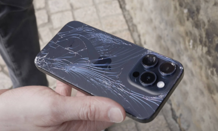  Iphone 15 Drop Test Reveals Shocking Results,iphone 15, Iphone 14, Screen Damage-TeluguStop.com