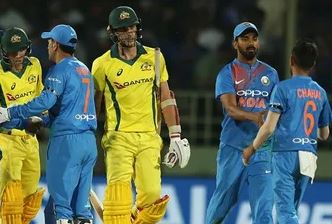  First Odi Match Between India And Australia..!-TeluguStop.com