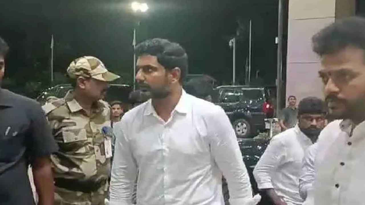  Andhra Pradesh : Nara Lokesh In Delhi To Garner National Support-TeluguStop.com