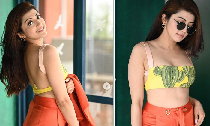  Pranitha Subhash Glamour Show In Trendy Outfit-TeluguStop.com