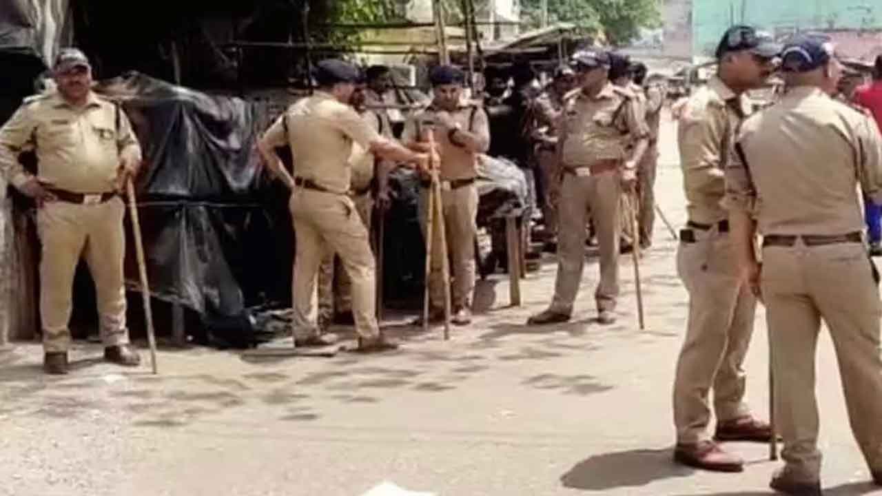  Chandrababu Arrest : Section 144 Imposed In Rajahmundry-TeluguStop.com