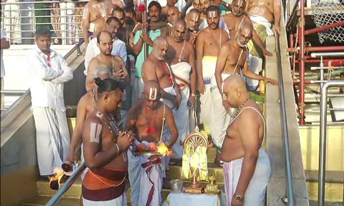  Tirumala Anantapadmanabha Vratam, Tirumala, Anantapadmanabha Vratam, Sri Maha Vi-TeluguStop.com