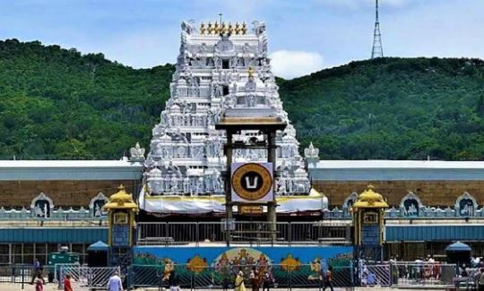  The Plane Circled Again In Tirumala-TeluguStop.com