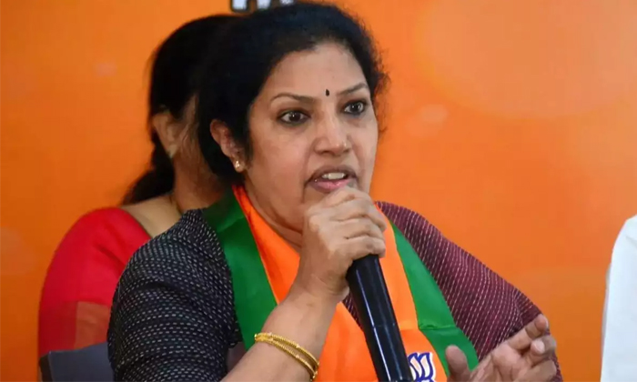  Women Reservation Bill Is Historical Ap Bjp Chief Purandeshwari, Women Reservati-TeluguStop.com