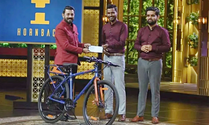 Telugu Anand Mahindra, Diamond Frame, Foldable Bike, Hornback, Iit Bombay, Lcd D