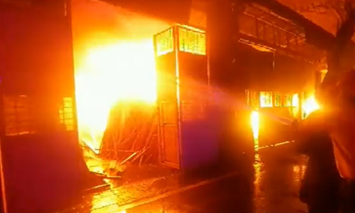 Telugu Bad Habits, Cctv Footage, Cigarrates, Indore Cafe-Latest News - Telugu