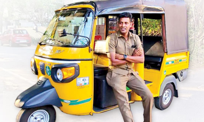  Autowala Anandurai Success Story Details Here Goes Viral In Social Media ,autowa-TeluguStop.com