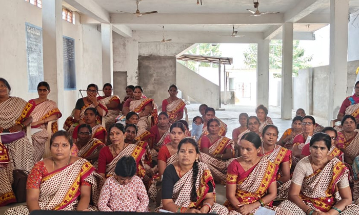  Awareness Program On Basic Education For Anganwadi Teachers , Anganwadi Teachers-TeluguStop.com