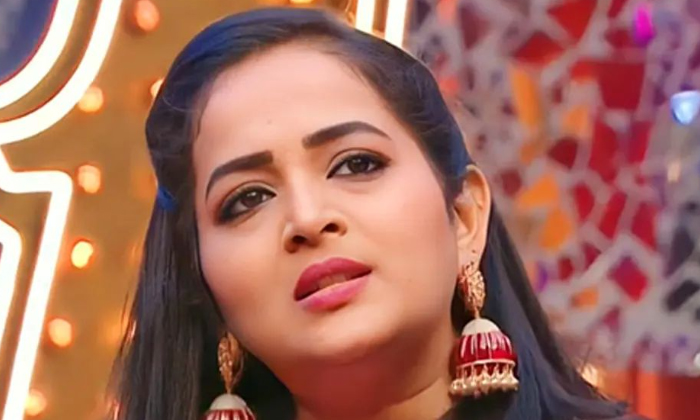 Bigg Boss Telugu 7 Buzz Geethu Royal Ask Shocking Question To Pooja Murthy , Poo Bigg Boss Telugu 7 Buzz Geethu Royal Ask Shocking Question To Pooja Murthy , Poo-TeluguStop.com